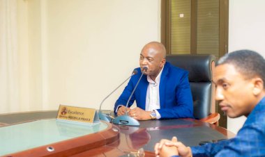 Kinshasa : le gouverneur Ngobila remet de l'ordre dans l'administration du marché de la Liberté