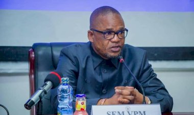 Kinshasa : le VPM Péter Kazadi décidé a ramener le calme au centre ville