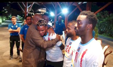 Le président Félix Tshisekedi a communié avec les Léopards de la RDC après leur participation à la  CAN 2023