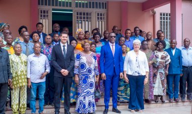 Les inspecteurs des écoles primaires et maternelles actualisent leur connaissance