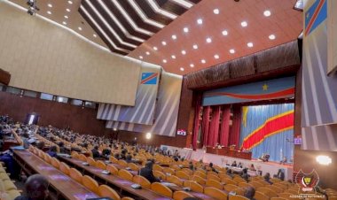 Geurre à l'est de la RDC : la chambre basse du parlement convoque une session extraordinaire