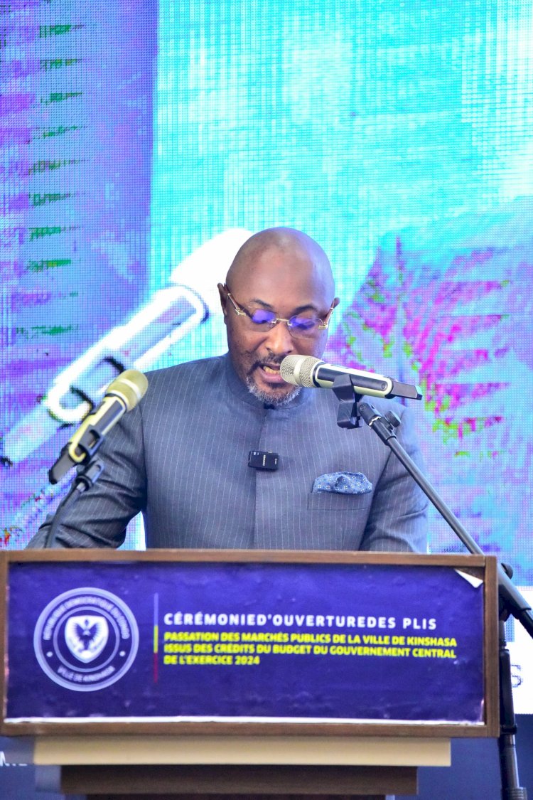 Kinshasa : ouverture en public des plis pour la passation des marchés de 78 projets de développement