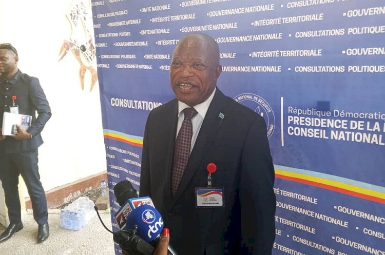 Gouvernement d'union nationale : André Mbata encourage l'initiative