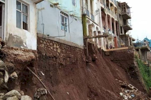 Environnement : les constructions anarchiques à l’origine des inondations à Kinshasa
