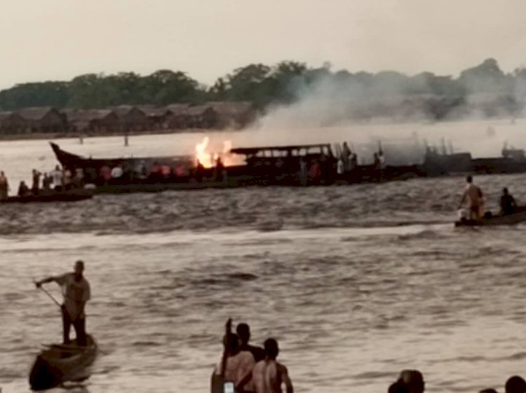 Incendie meurtrier d'une baleinière sur le Fleuve Congo: plusieurs morts, des biens calcinés