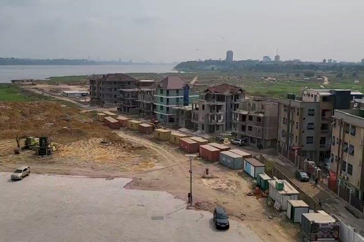 Kinshasa : Le Gouvernement provincial annonce la démolition des constructions anarchiques à la Baie de Ngaliema